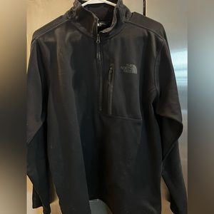 Black North Face Pullover